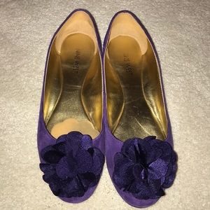Nine West purple flats with flower